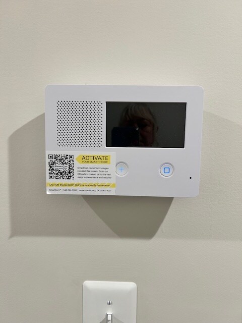 Security Available - 424 Willowshire Ct