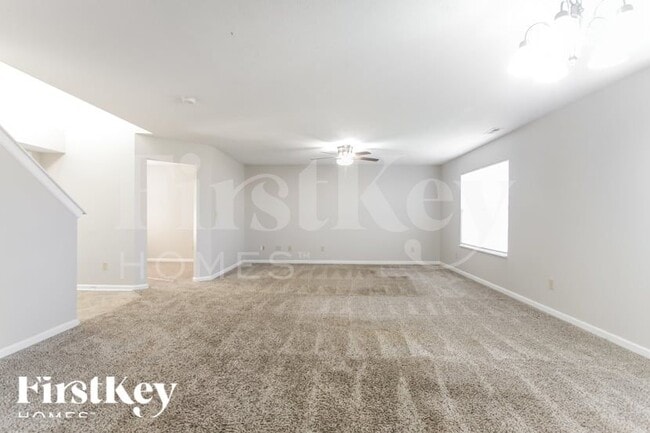 Photo - 8542 Sansa St