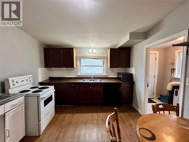 Photo - 789 Bridge Ave