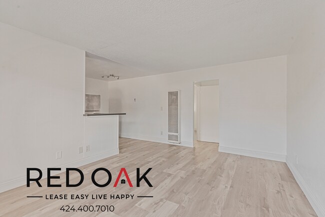 Photo - 2351 Warwick Ave Unit 7