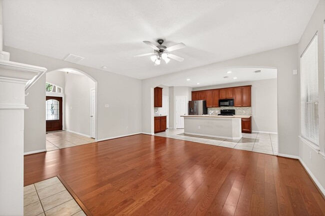 Photo - 11 Nestlewood Pl