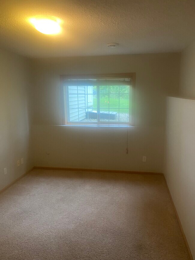 Photo - 501 Creekside Dr