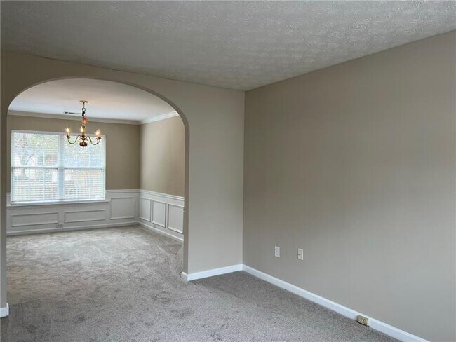 Photo - 1348 Woodcutt Pl