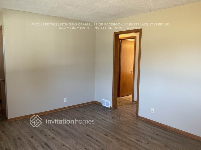 Photo - 2713 W 71st 1/2 St