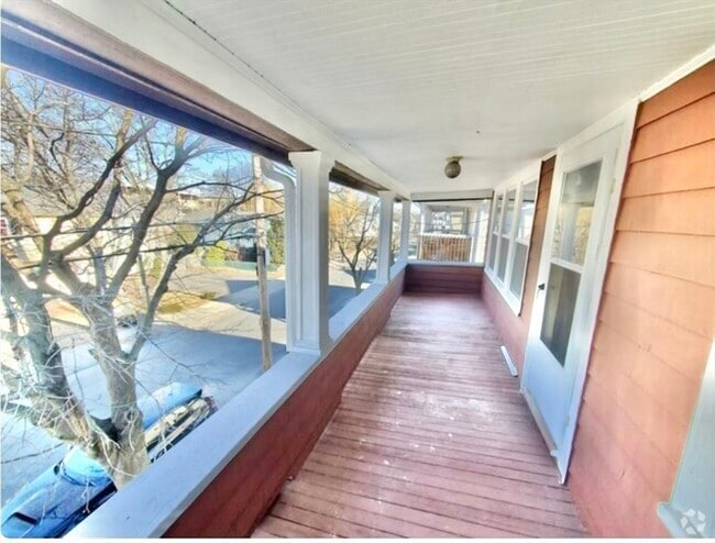 Building Photo - 135 Mills St Unit 2 Rental