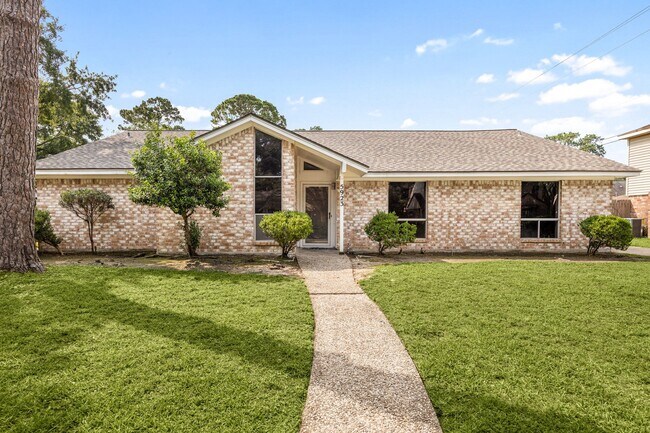 Photo - 5923 Pebble Springs Dr