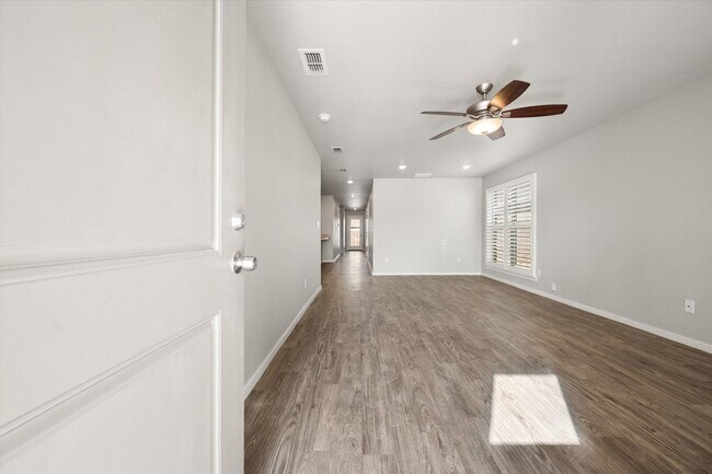 Photo - Bell Farms - 2417 Unit B