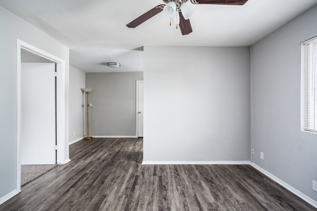 1BR, 1BA - 525 SF