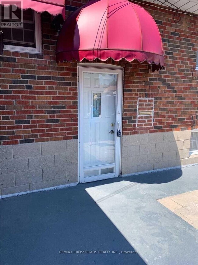 Photo - 16 Crosland Dr