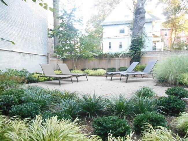 Photo - 1848 Commonwealth Avenue Apartamentos Unidad 57