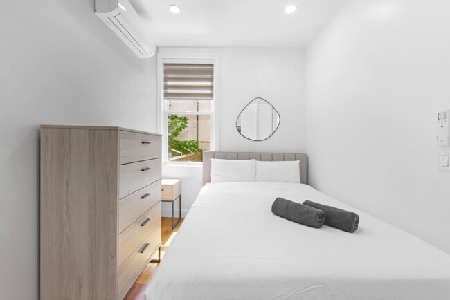 Photo - 564 W 182nd St Unit ID1316449P