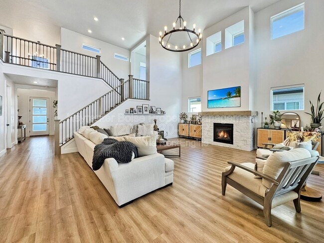 Photo - 8168 W Brooks Dr