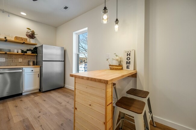 Photo - 1014 9th Ave