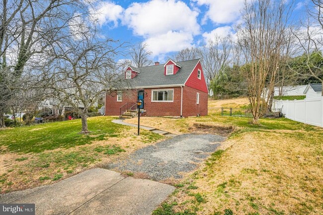 6714 Amherst Rd