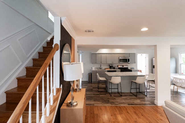 Photo - 1012 East-West Hwy