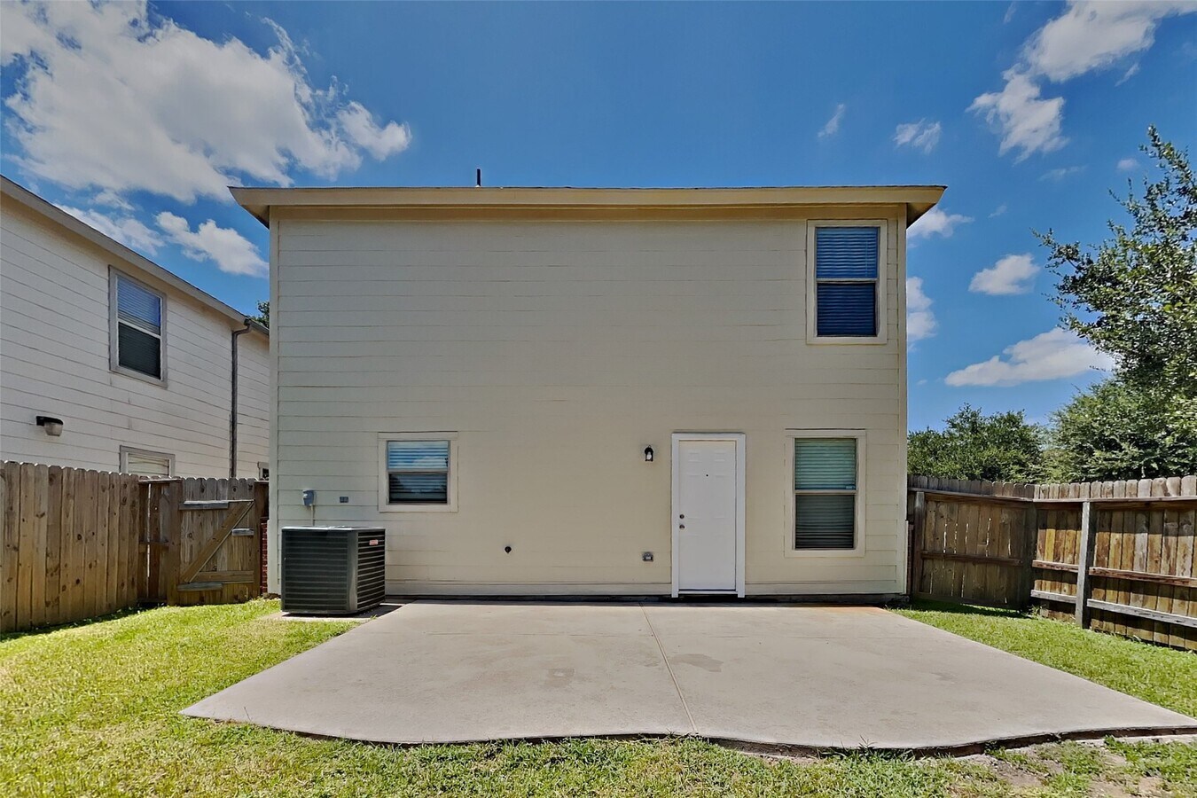 Photo - 7718 Balsam Crossing Ln