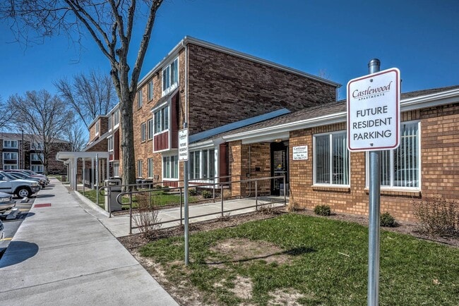 Photo - Castlewood Apartments