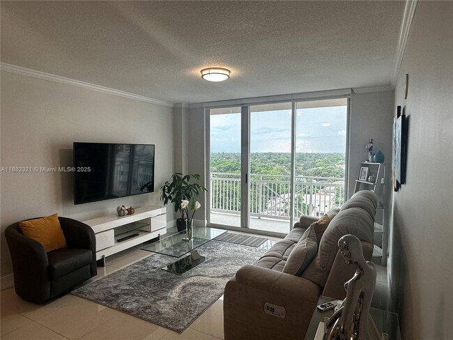 Building Photo - 2665 SW 37th Ave Unit 1004 Rental