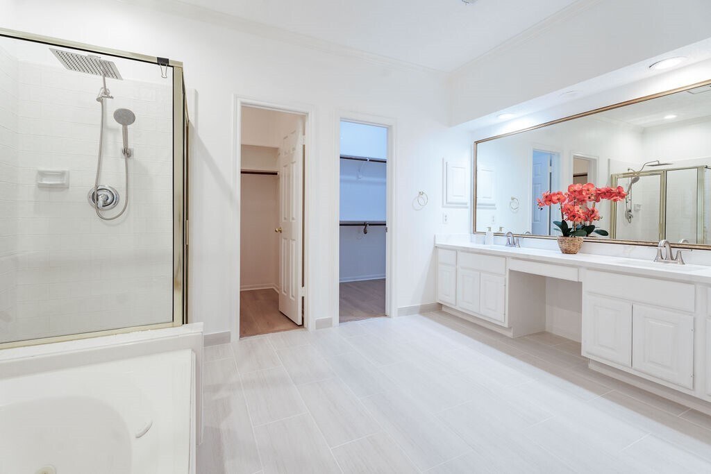 Photo - 127 S Copperknoll Cir