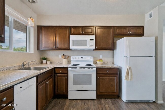 Photo - 12020 N Hacienda Dr