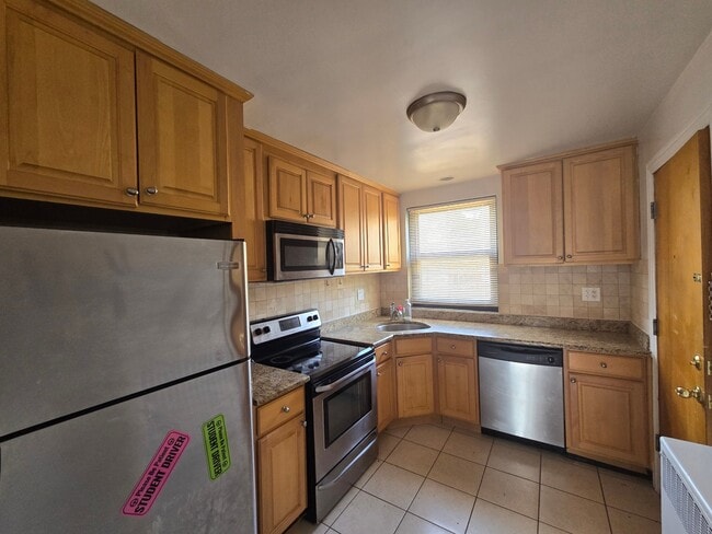 Photo - 7322 N Ridge Ave Unit 7322 North Ridge Avenue