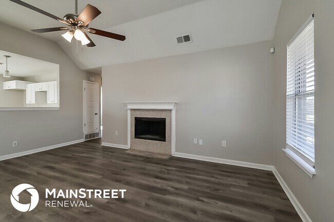 Photo - 4539 Longtree Ave