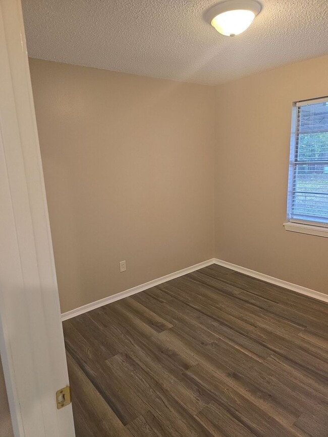 Photo - Refurbished - 3 bdrm 1.5 bath