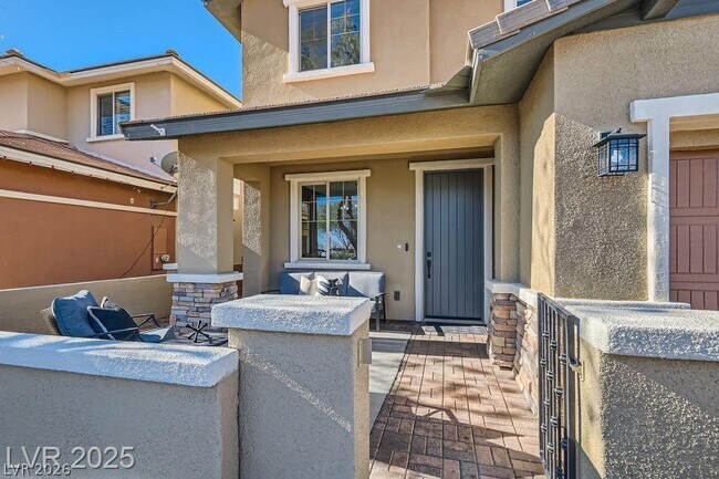 Photo - 5873 Skyfall Ct