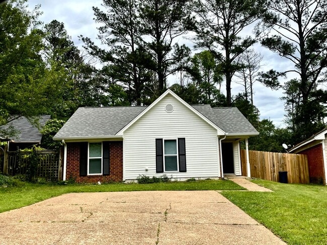 3 BR/2 BA home for rent in Brandon 047! - 3 BR/2 BA home for rent in Brandon 047!