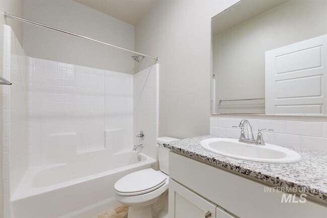 Photo - Modern Northwest Meridian Home