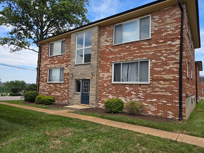 Yorktowne Apartments