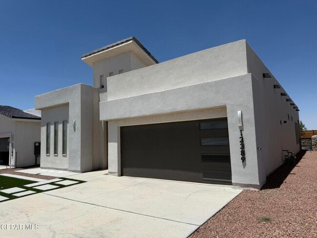 Photo - 13389 Carterton Ave