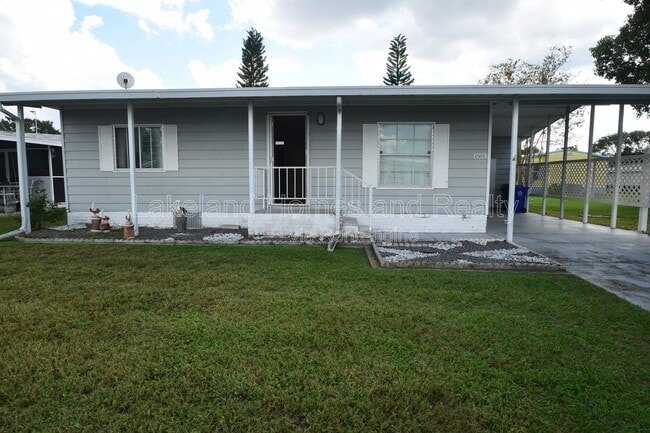 Building Photo - 1567 Longbow Dr