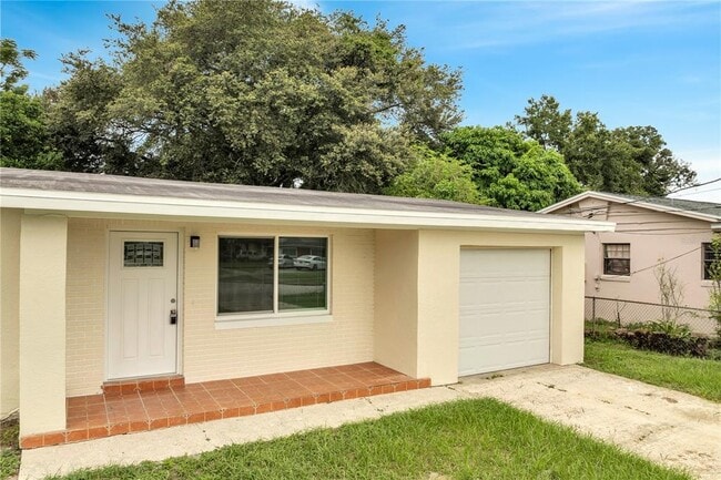 Photo - 1040 San Luis Dr