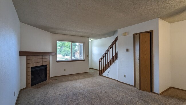 Photo - 1299 Vondelpark Dr