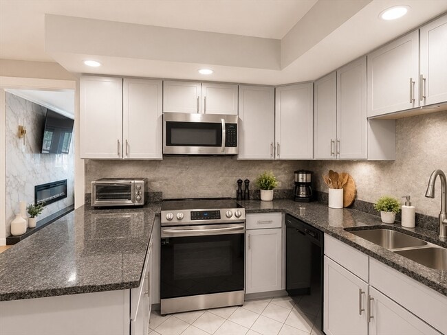 Photo - 17 Hammond Pond Pkwy Unit 1