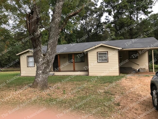 Photo - 421 Liberty Hill Rd