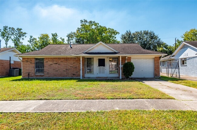 Photo - 10914 Keese Dr