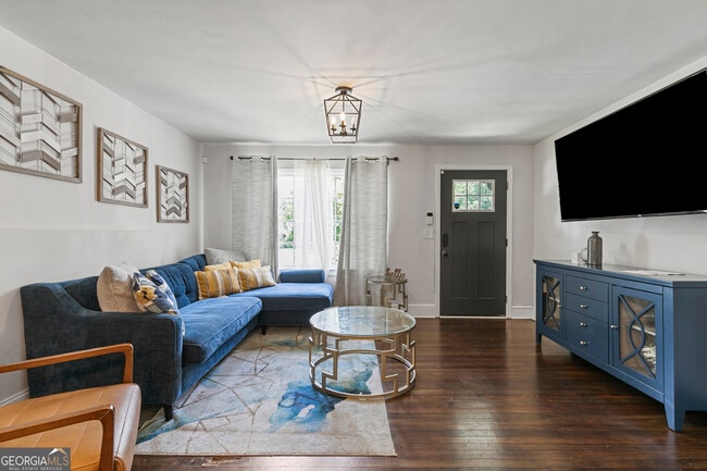 Photo - 1472 North Avenue NW