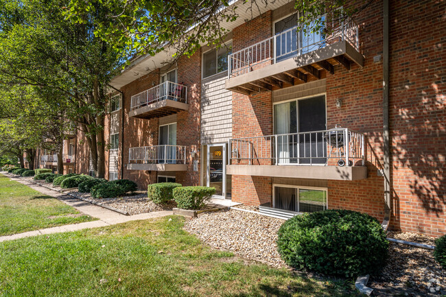 Building Photo - Crescent Creek Apartments