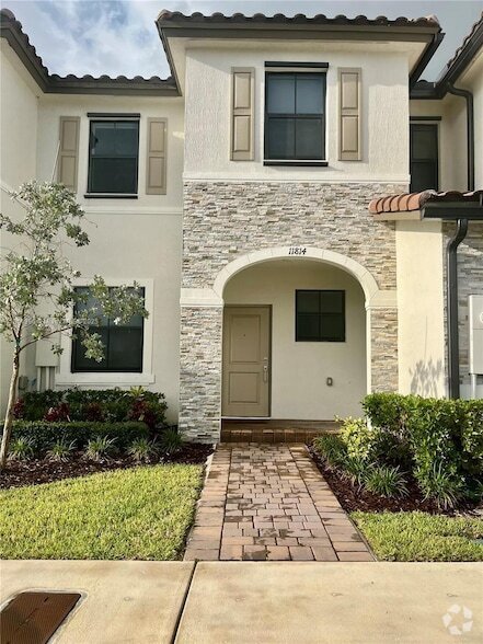 Building Photo - 11814 SW 246th Ln Rental