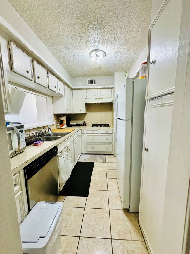 Photo - 12208 Beamer Rd