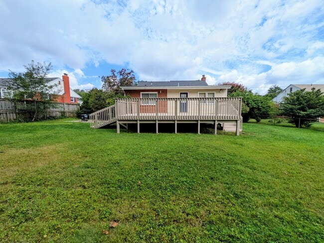 Photo - 7205 Wayne Dr