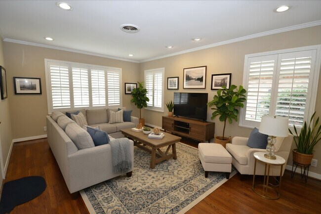 4009 Nenana Dr