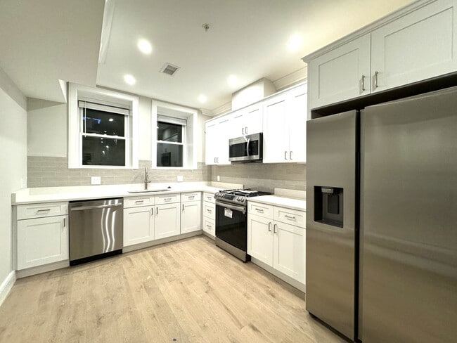 Photo - 162 Allston St Unidad 3