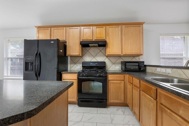 Photo - 1509 Weatherford Dr