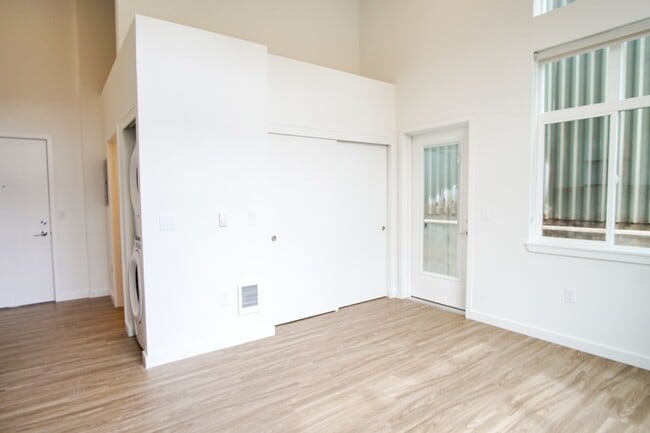 Photo - Bright Modern Studio with Tall Ceilings and Luxe Details! Unit 103