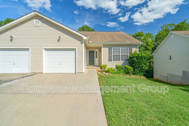 Photo - 1034 Brittany Deanne Ln