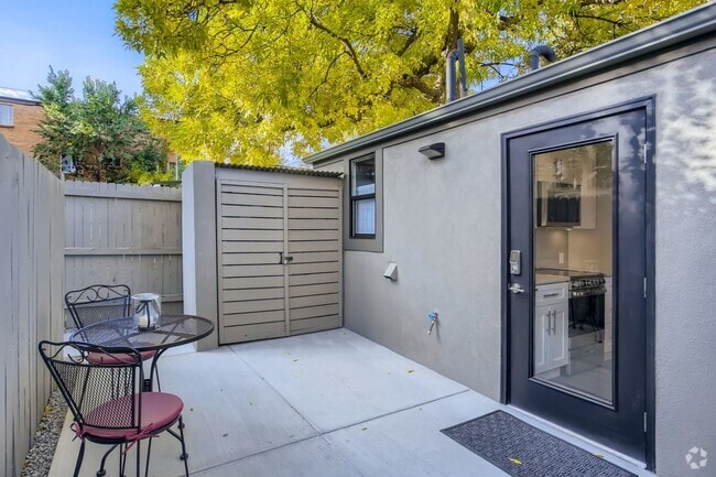 Building Photo - Congress Park Rental