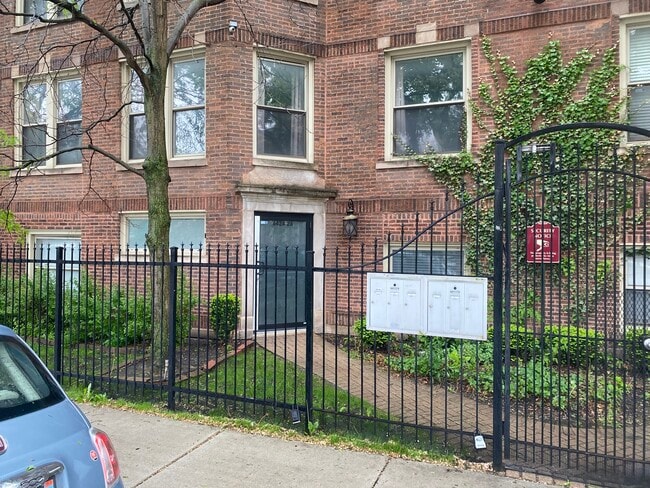 Photo - 6424 S Woodlawn Ave Condo Unit 2